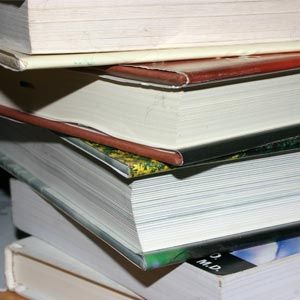 La Generalitat Valenciana no paga las ayudas a libros de texto de escolares